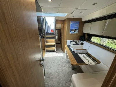 Yate Azimut Atlantis  43" - Renta 5 hs.
